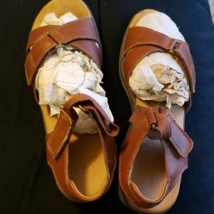 Women's Easy Spirit sandals